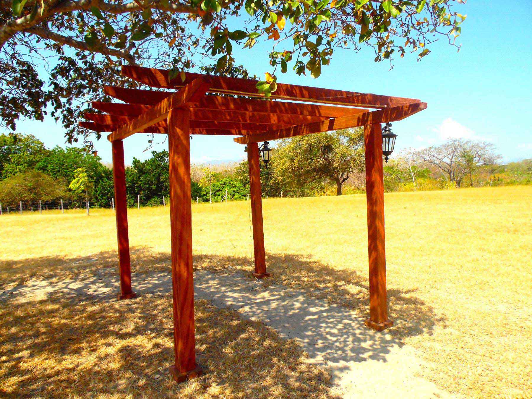 Pergola de madera